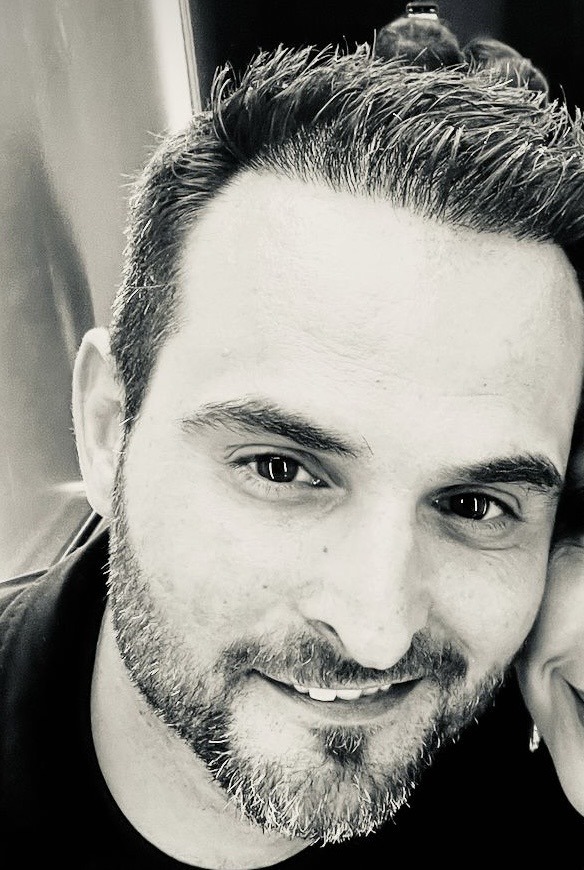 Profil de Joao, 42 ans, pute à Tremblay-en-France