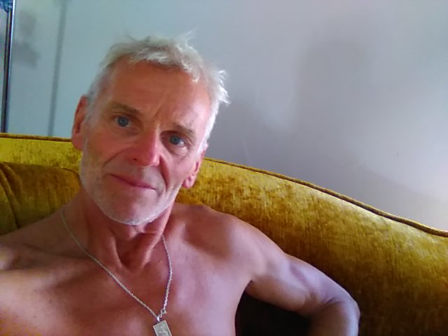 Profil de Bonheur, 53 ans, pute à Aubervilliers