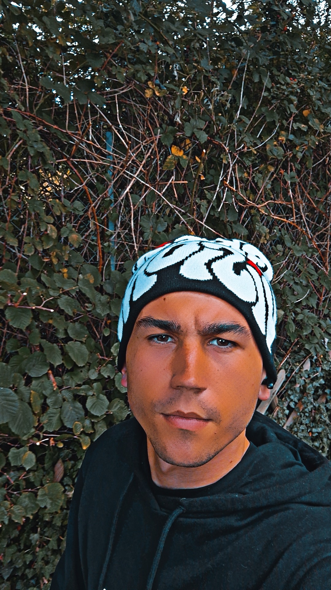 Profil de Raymond, 19 ans, pute à Aubervilliers
