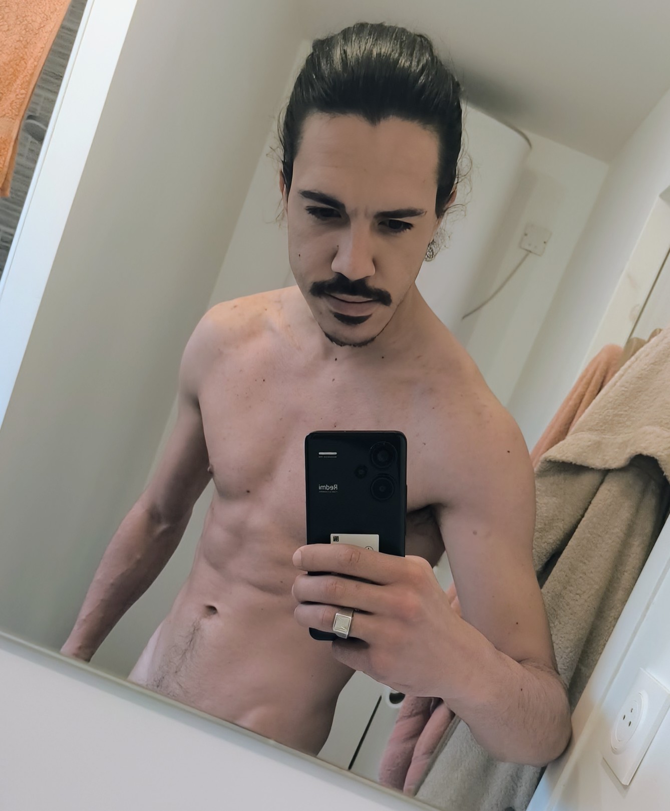 Profil de Fredy, 30 ans, pute à Pierrefitte-sur-Seine