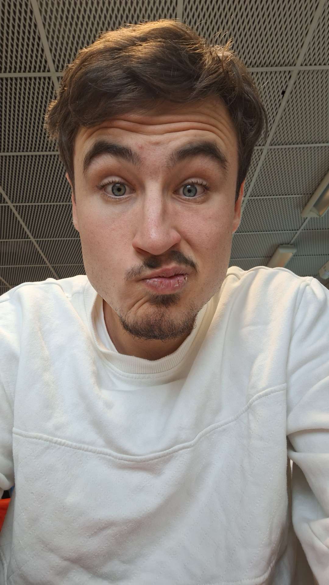 Profil de Balthazar, 19 ans, pute à Bobigny