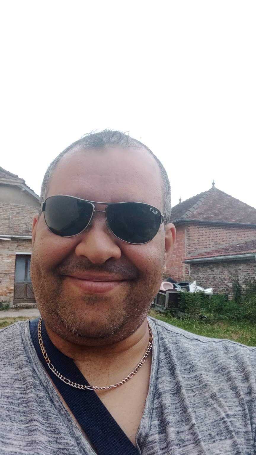 Profil de Mouslim, 50 ans, pute à Bobigny
