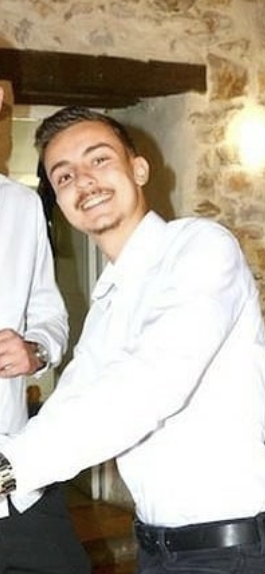 Profil de Omrane, 24 ans, pute à Clichy-sous-Bois