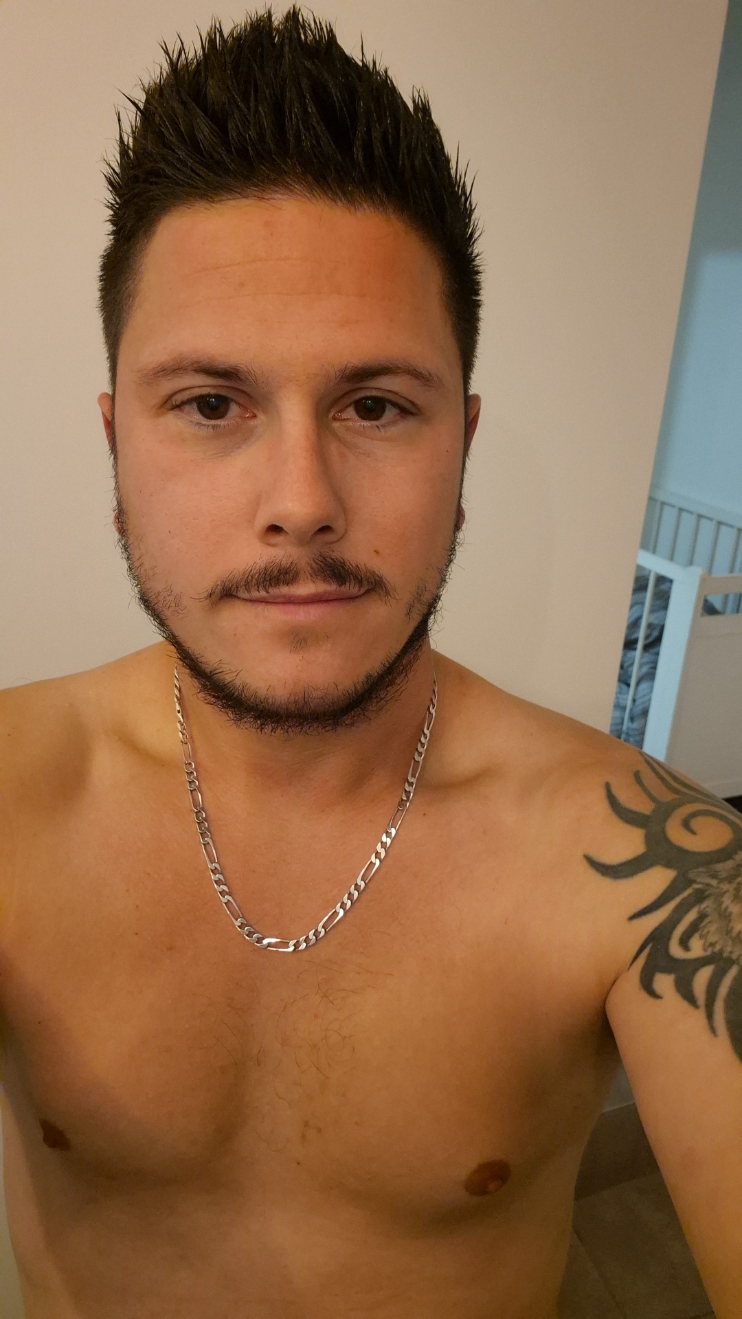 Profil de Ylies, 33 ans, pute à Livry-Gargan